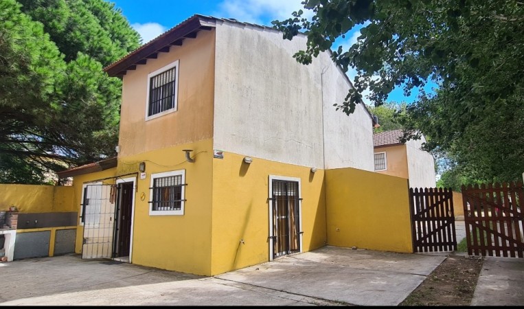 Duplex de 3 ambientes con 2 baños