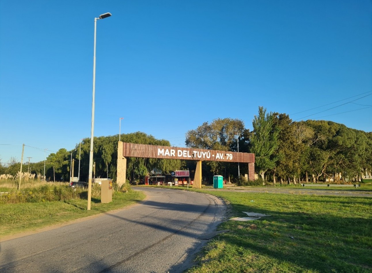 CHALET (ph) EN POZO