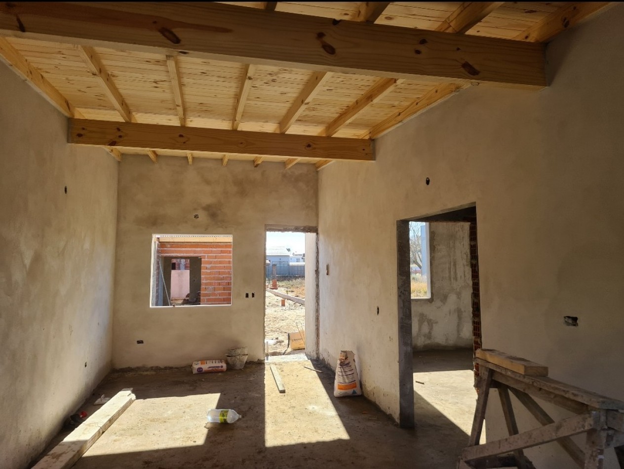 CHALET en POZO (ph)