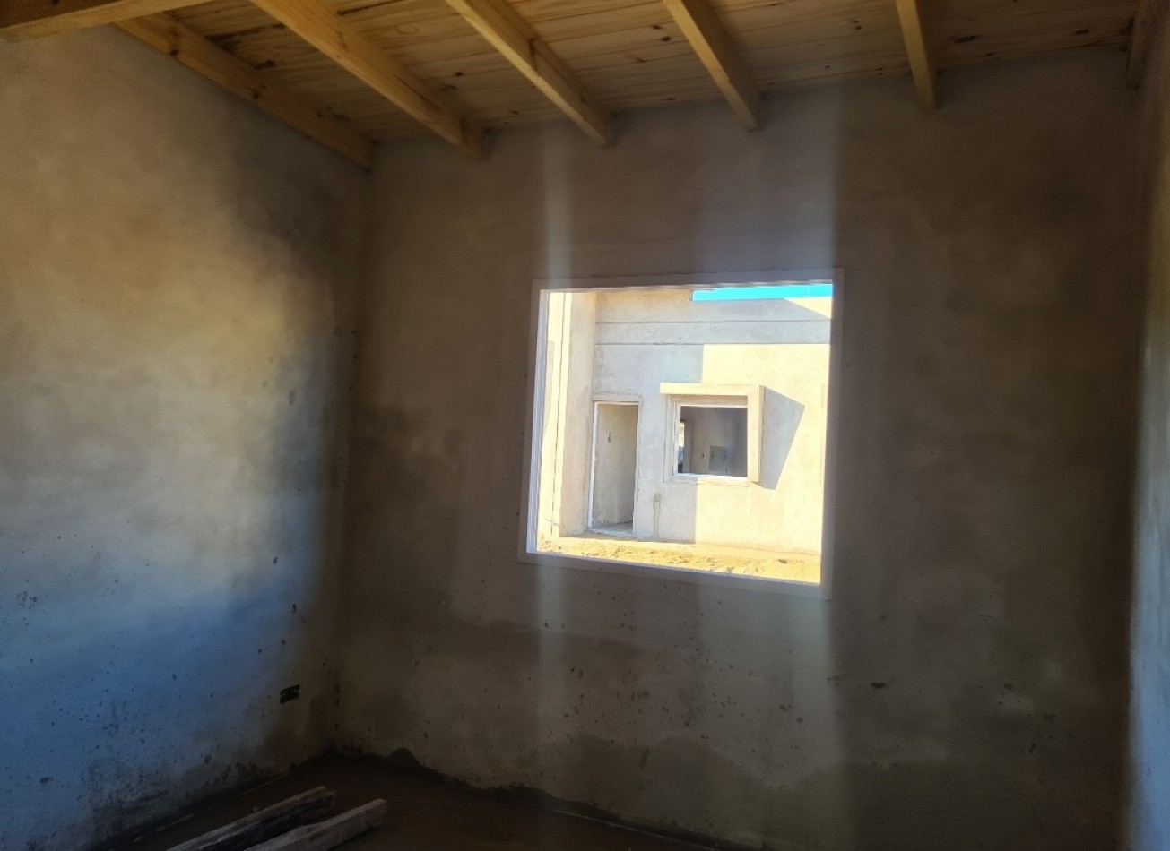 CASA 4 AMBIENTES (POZO/ph)
