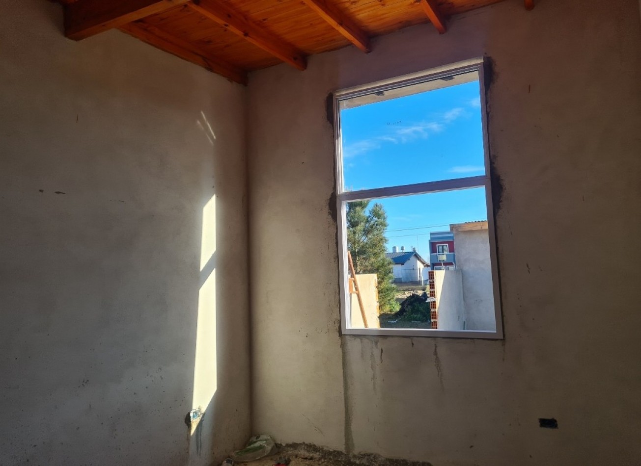 CHALET en POZO (ph)