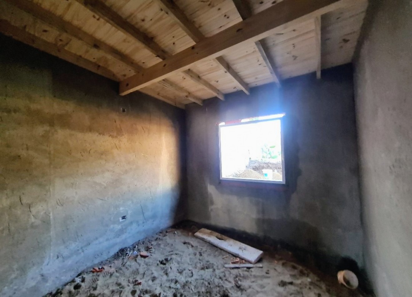 CHALET a estrenar en Mar del Tuyu