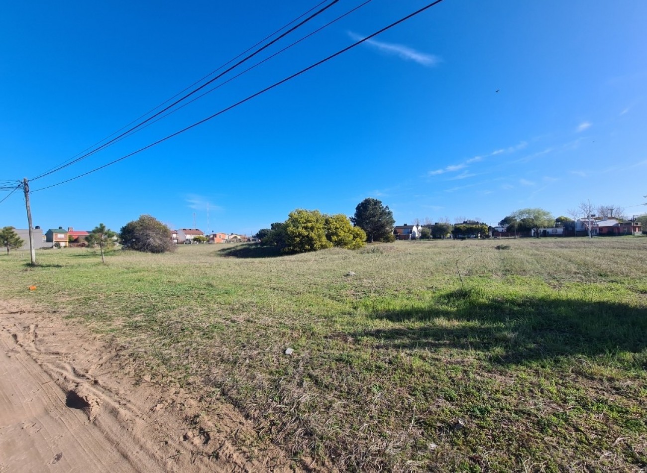 CHALET a estrenar en Mar del Tuyu