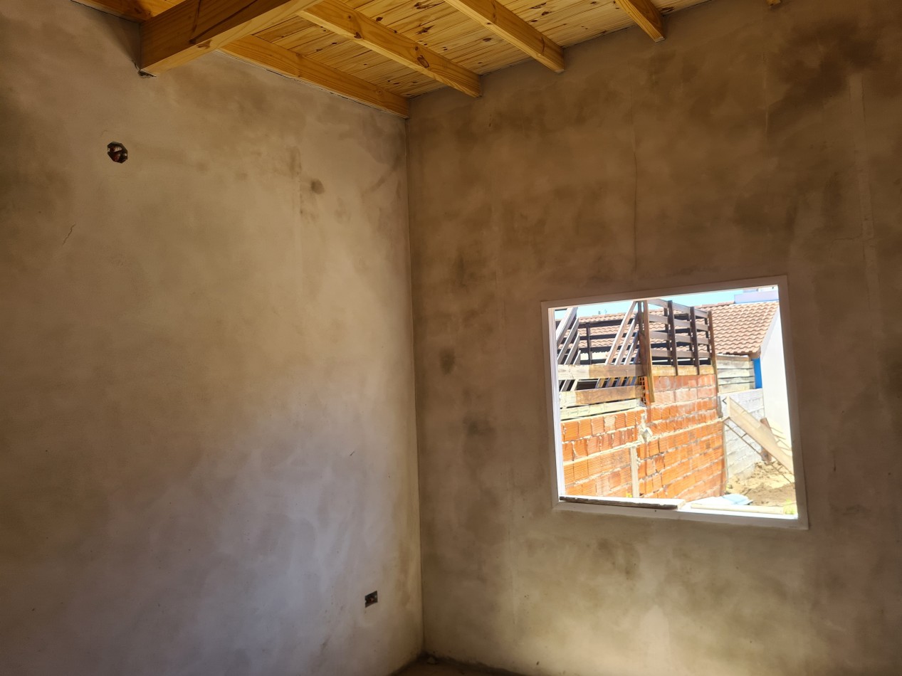 CHALET a estrenar en Mar del Tuyu