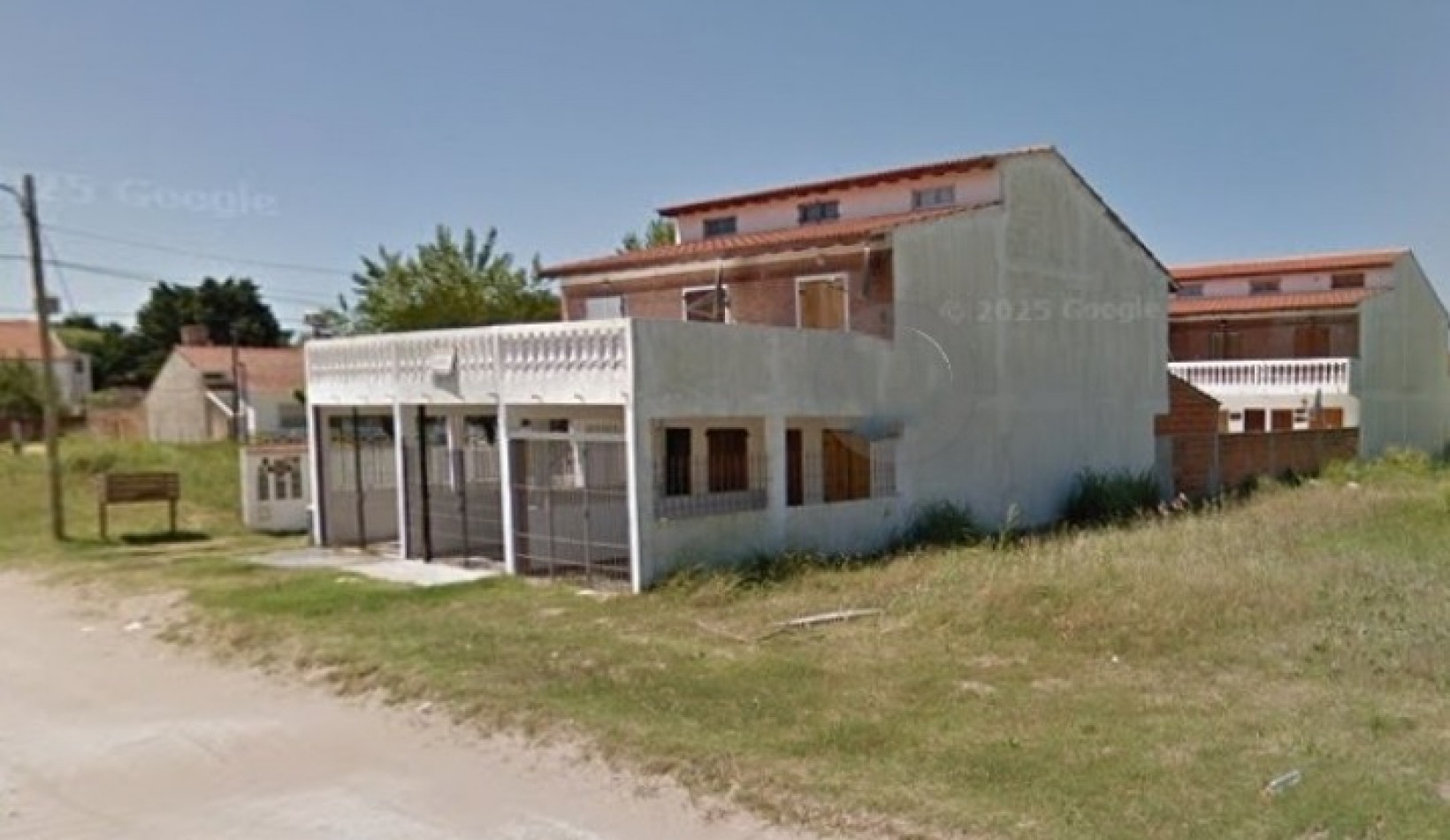 TRIPLEX al frente en MAR DEL TUYU