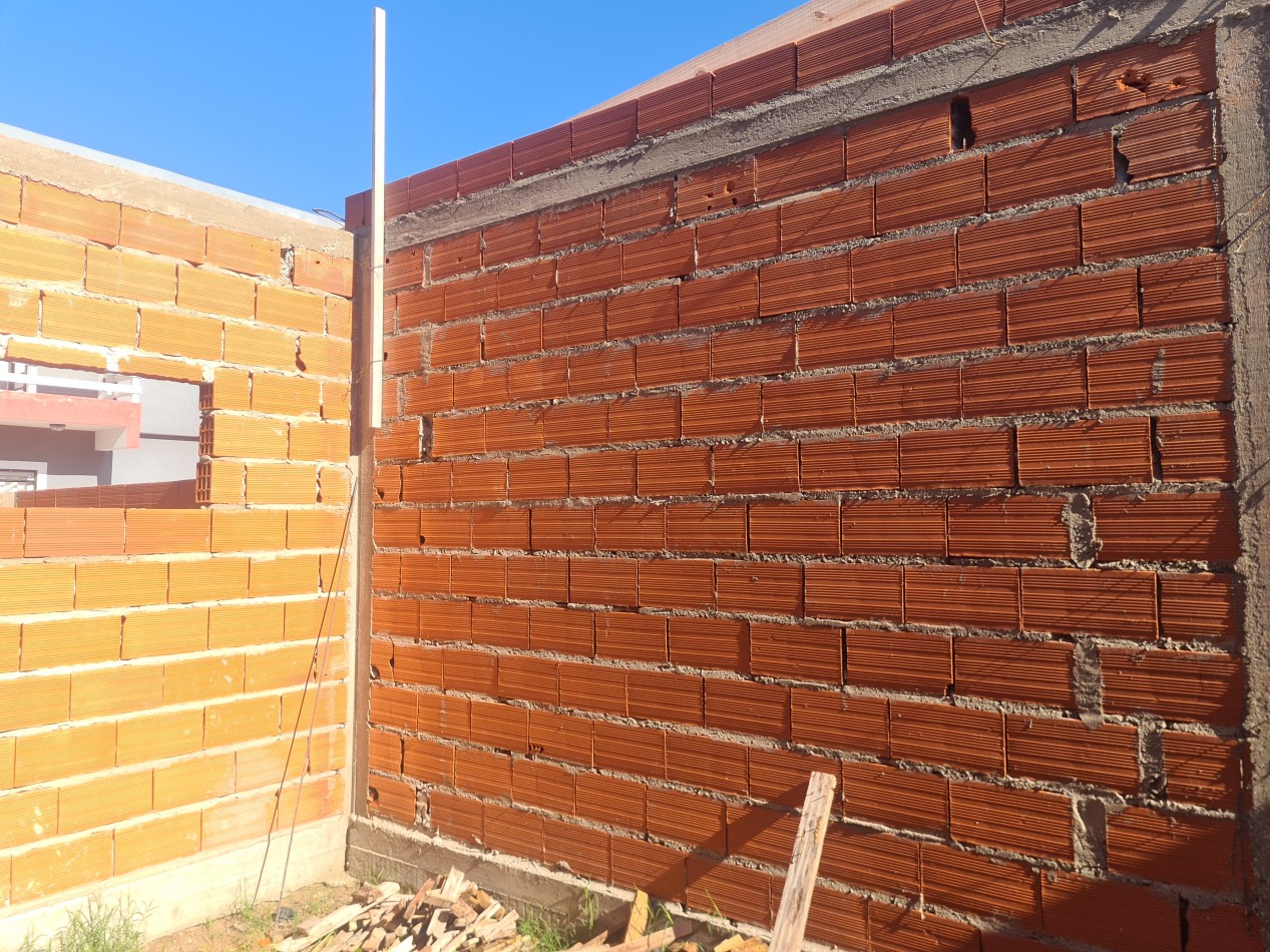 CHALET 3 ambientes en construccion