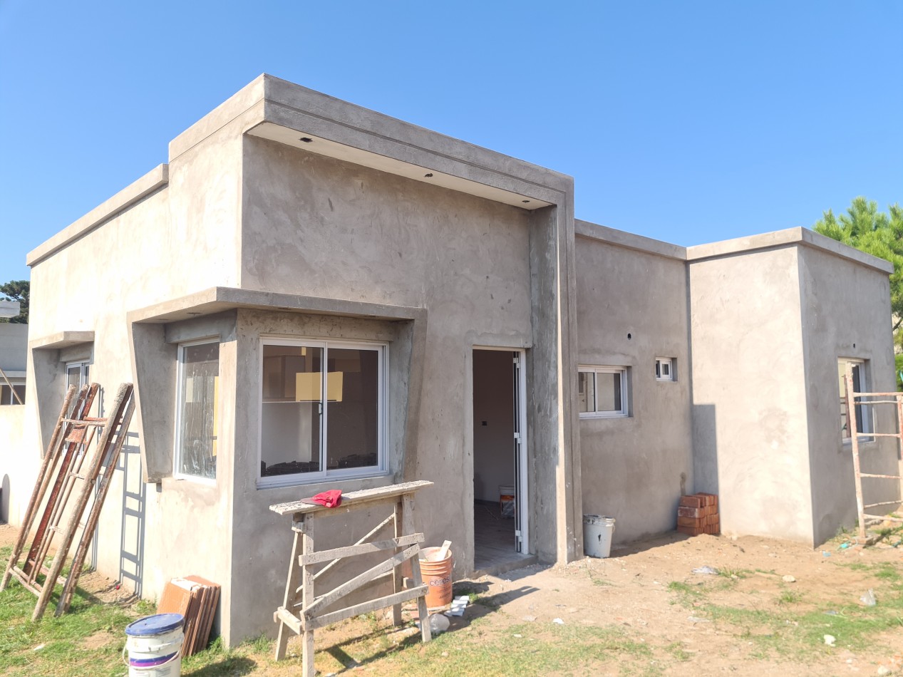 CASA 4 AMBIENTES (ph)