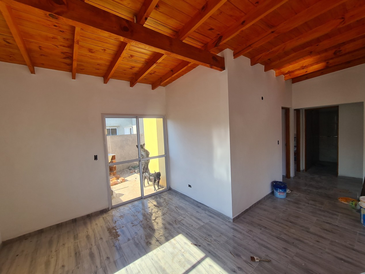 CASA 4 AMBIENTES (ph)