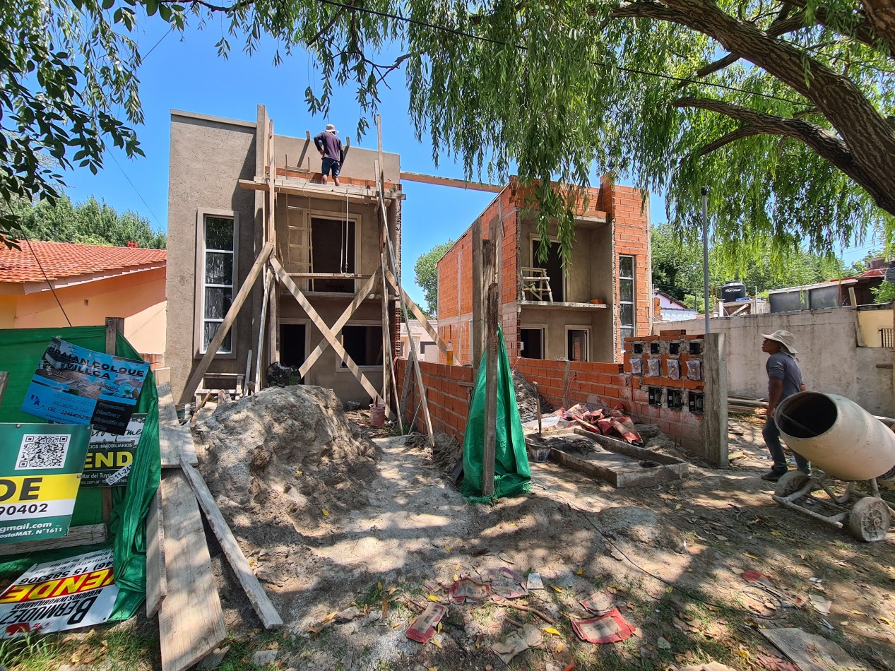 DUPLEX 3 AMBIENTES EN DESARROLLO