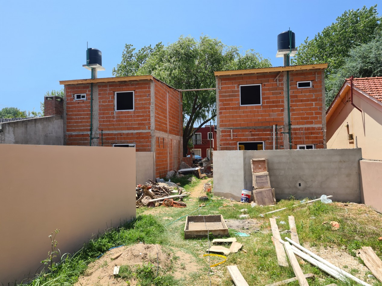 DUPLEX 3 AMBIENTES EN DESARROLLO