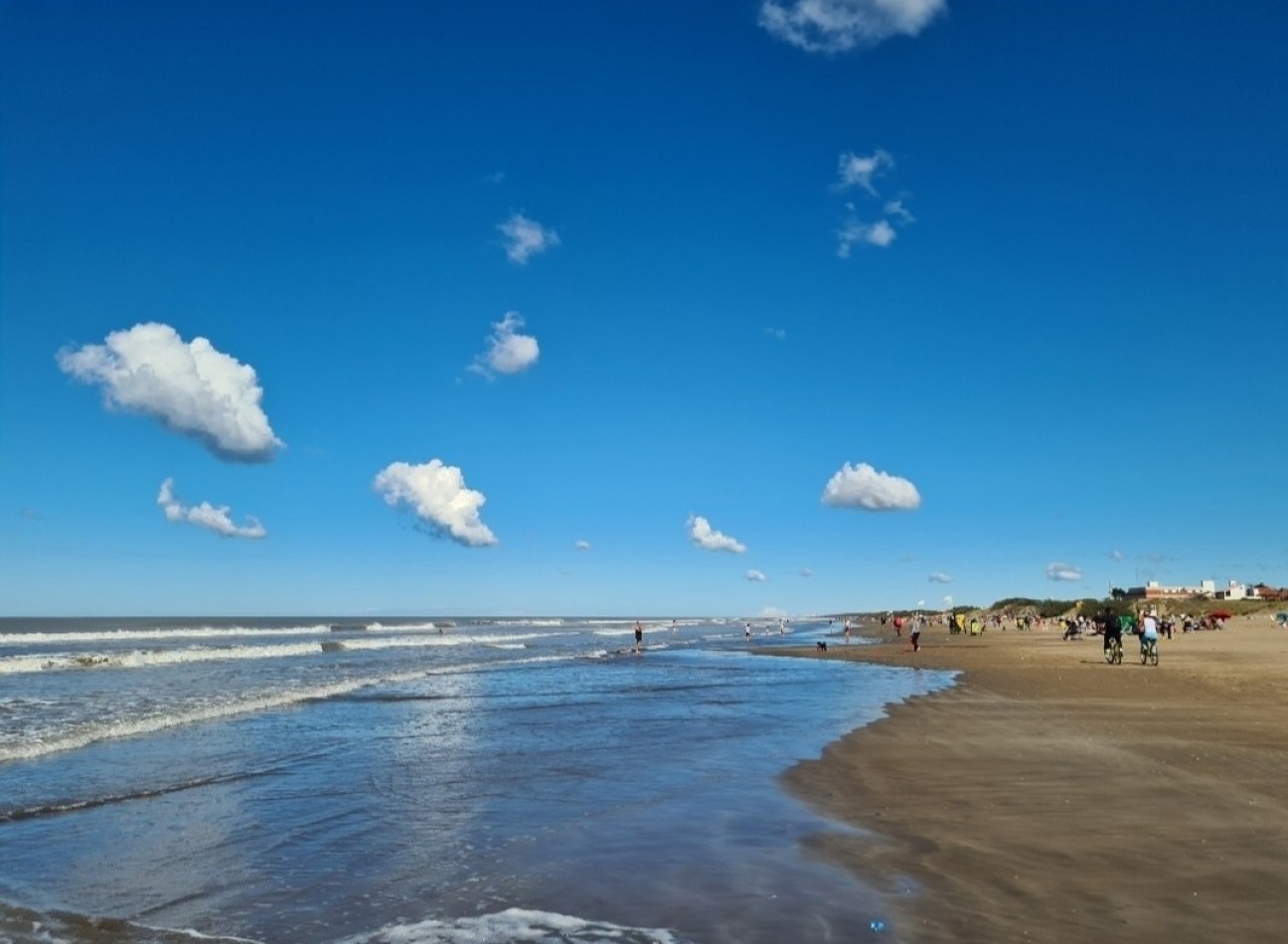 VENTA EN POZO- UNIDADES CON 1/2 TERRENO A 100 MTS DE AV.79