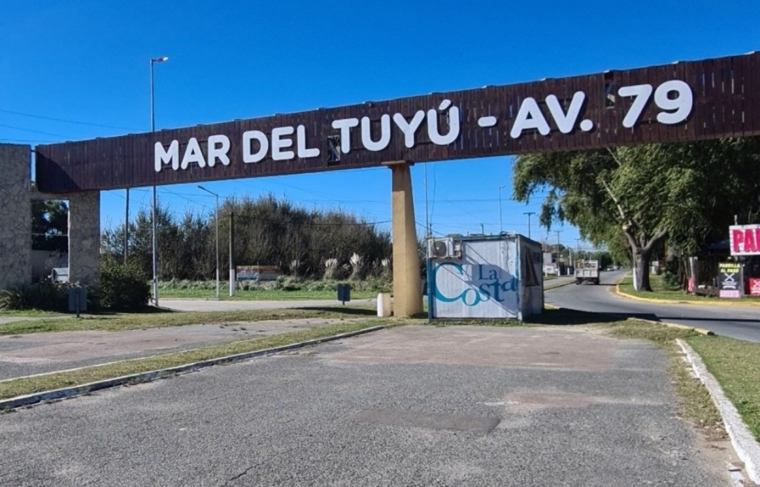 VENTA EN POZO- UNIDADES CON 1/2 TERRENO A 100 MTS DE AV.79