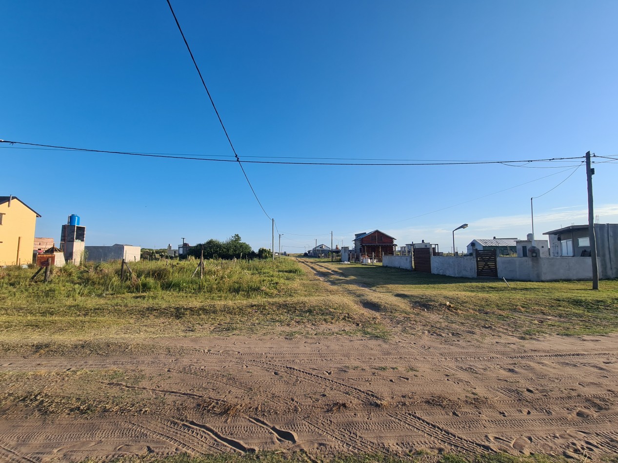 AMPLIO LOTE EN PLAYA GRANDE - SAN CLEMENTE