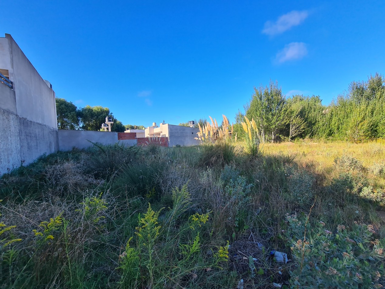 LOTE EN MAR DEL TUYU - EXCELENTE UBICACION Y ENTORNO