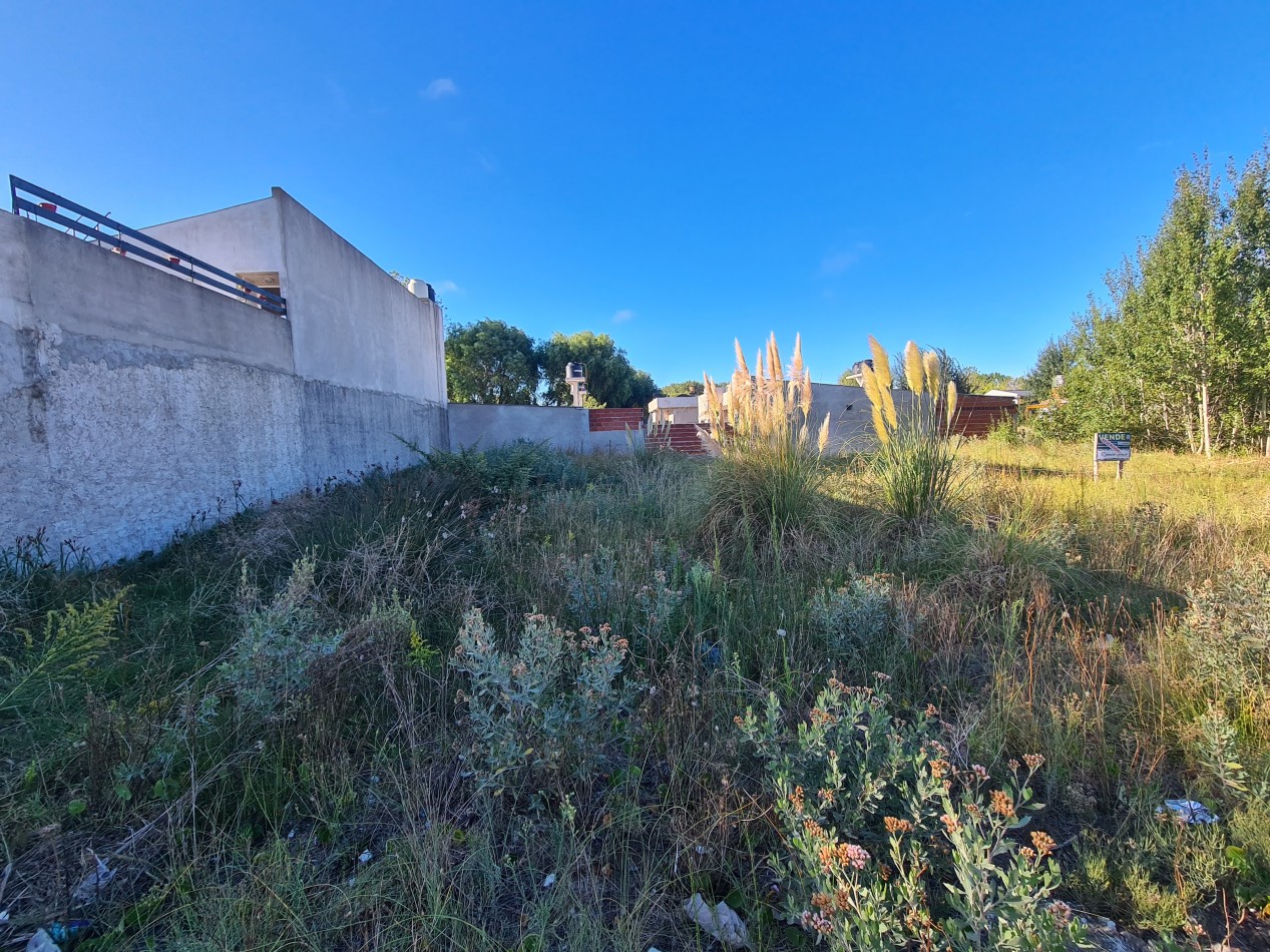 LOTE EN MAR DEL TUYU - EXCELENTE UBICACION Y ENTORNO