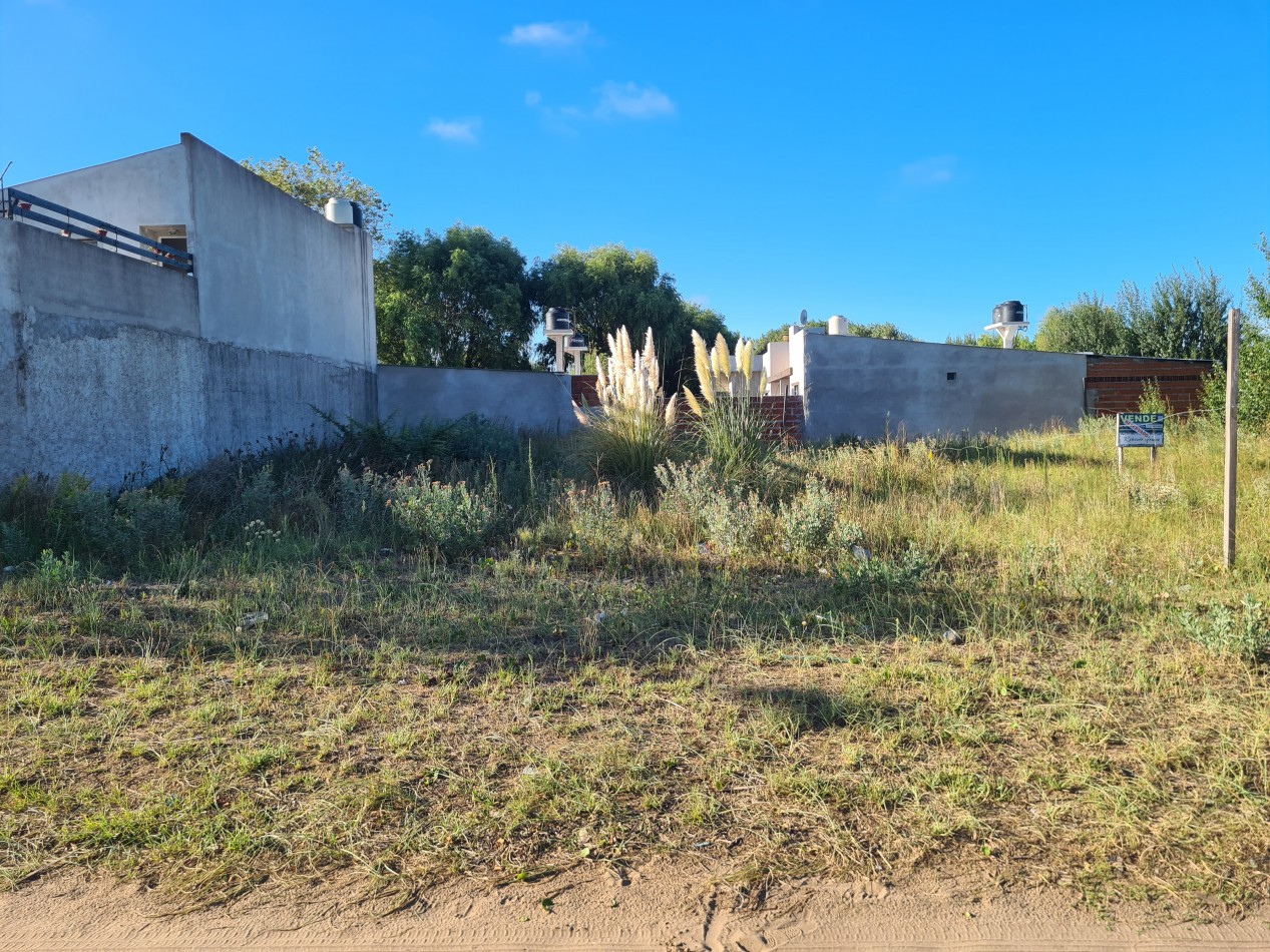 LOTE EN MAR DEL TUYU - EXCELENTE UBICACION Y ENTORNO