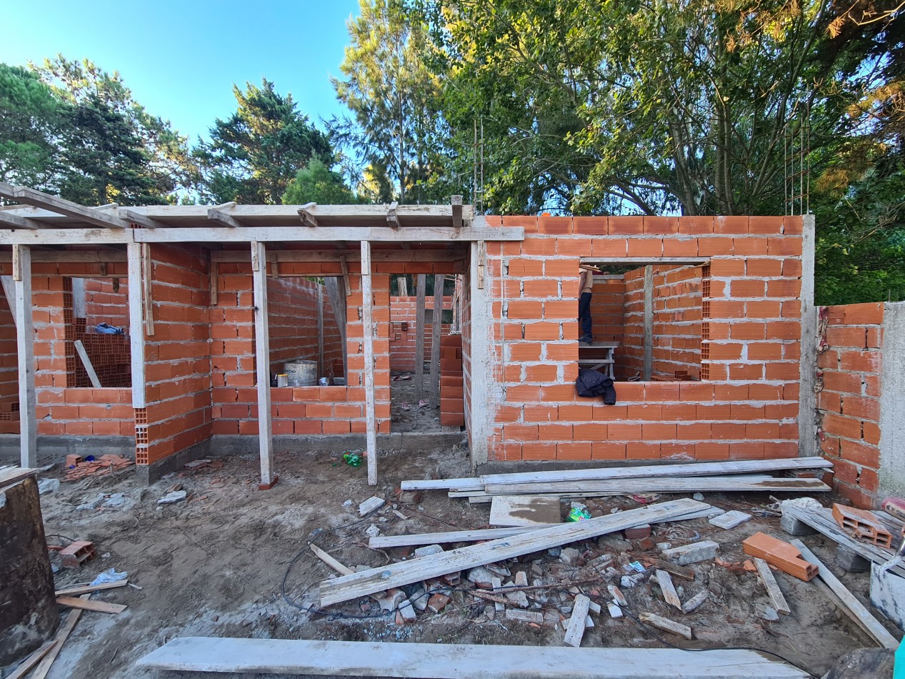 CHALET (ph) 3 AMBIENTES (POZO)