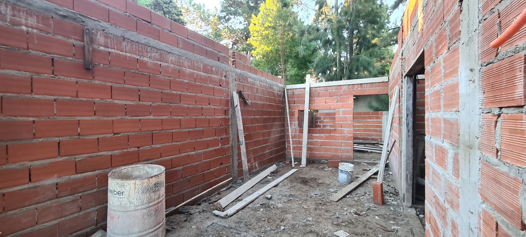 CHALET (ph) 3 AMBIENTES (POZO)