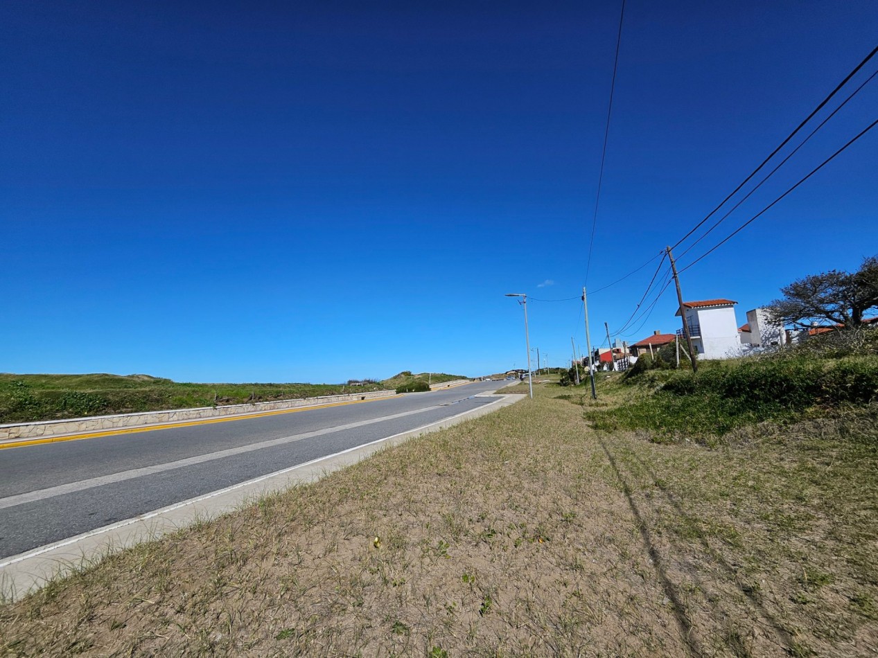 LOTE en MAR DEL TUYU - OPORTUNIDAD FRENTE AL MAR