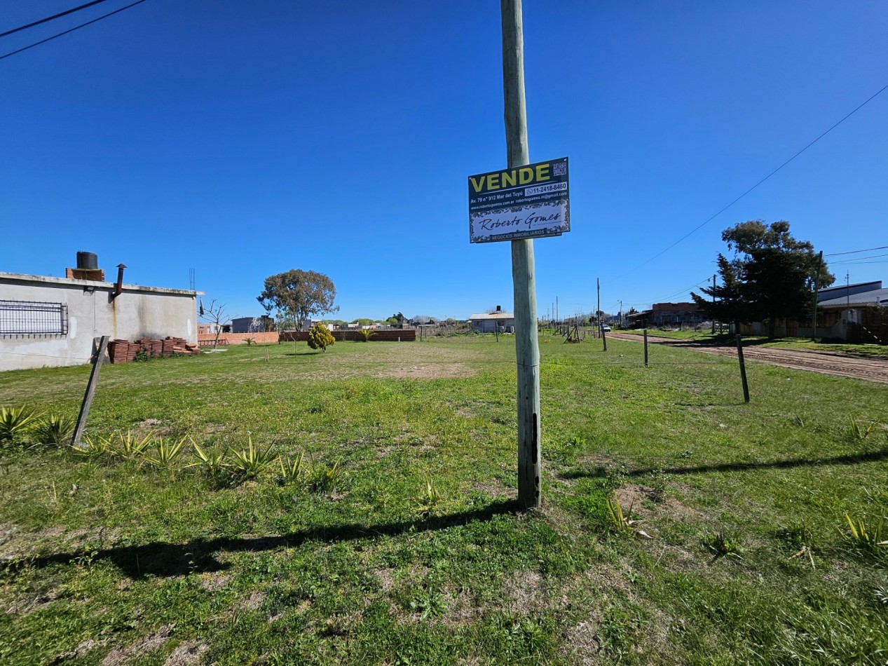 LOTE EN ESQUINA EN VENTA- 9 Y 64 MAR DEL TUYU
