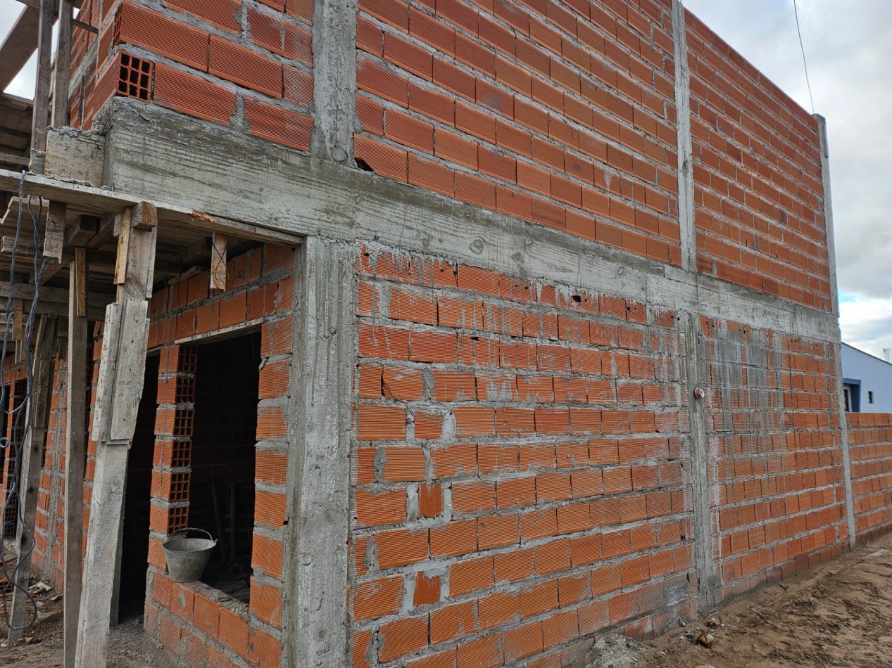 DUPLEX en desarrollo AL FRENTE DEL COMPLEJO - MAR DEL TUYU