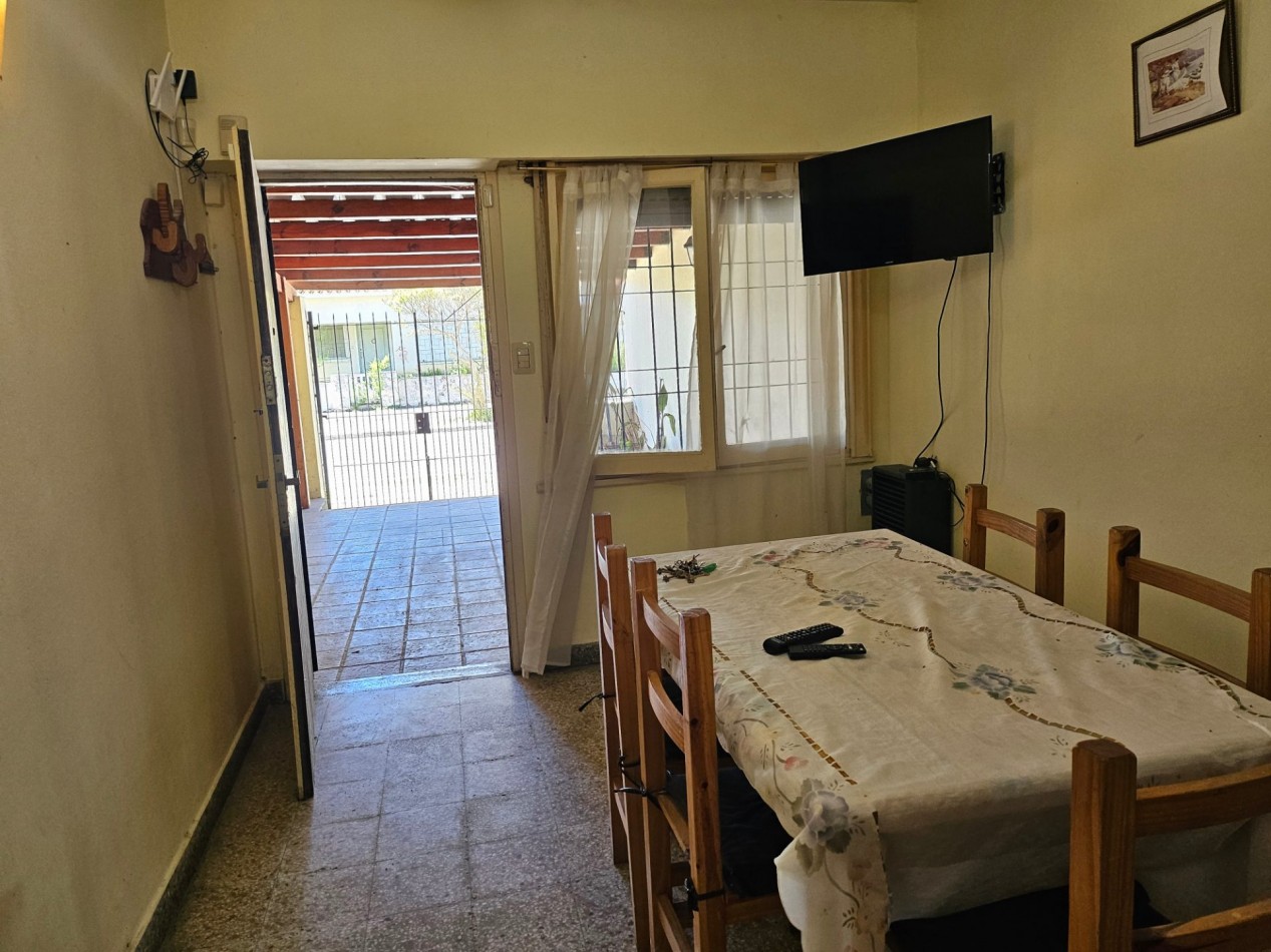 DUPLEX 3 ambientes con GAS NATURAL Y CLOACAS - SANTA TERESITA