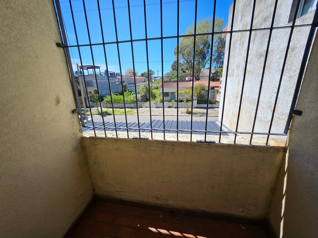 DUPLEX 3 ambientes con GAS NATURAL Y CLOACAS - SANTA TERESITA