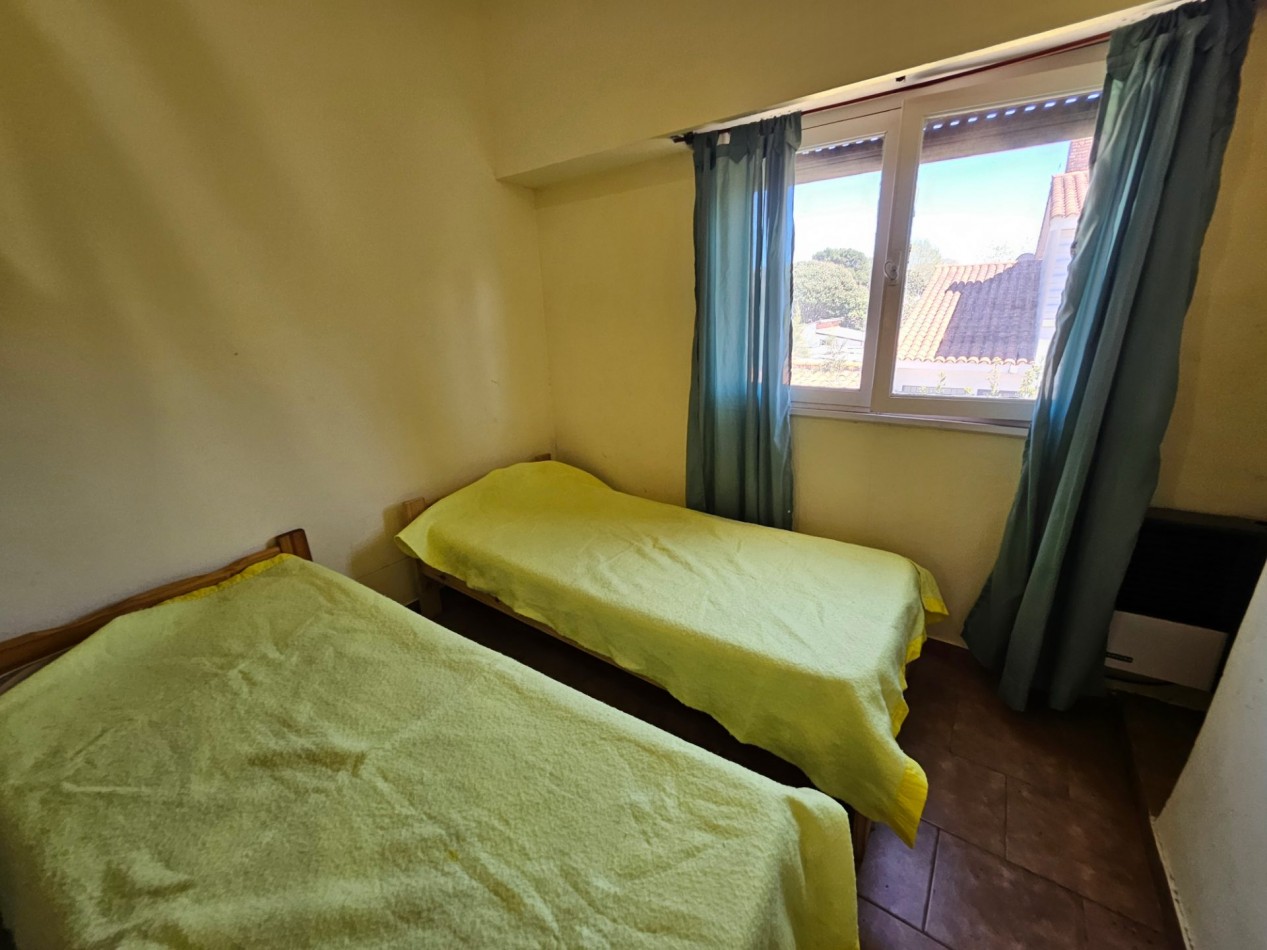 DUPLEX 3 ambientes con GAS NATURAL Y CLOACAS - SANTA TERESITA