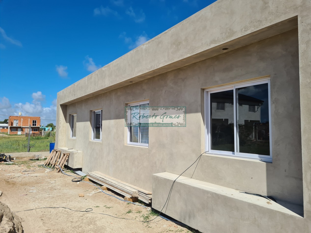 CHALET A ESTRENAR (PH) EN MAR DEL TUYU