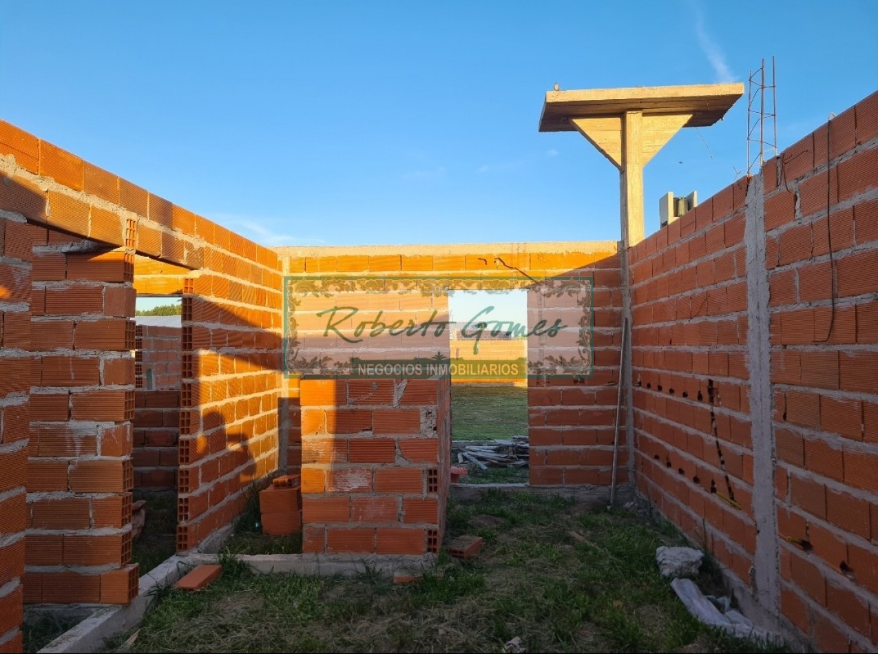 CHALET (de pozo) en zona en constante crecimiento.