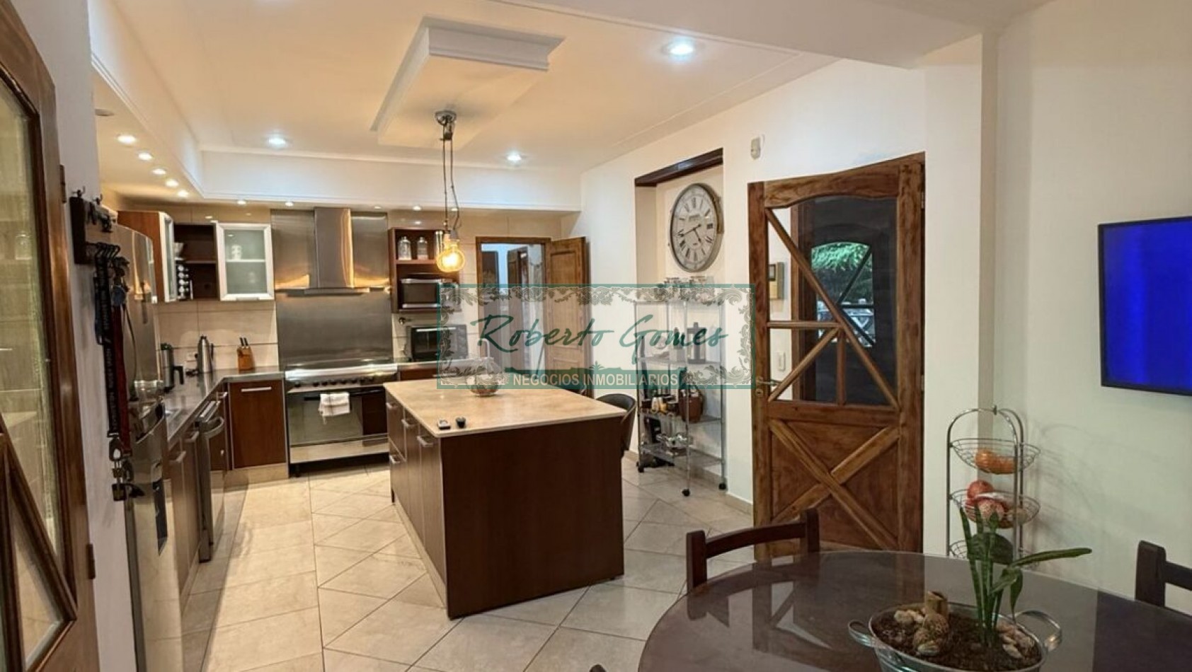 Espectacular casa con enorme terreno