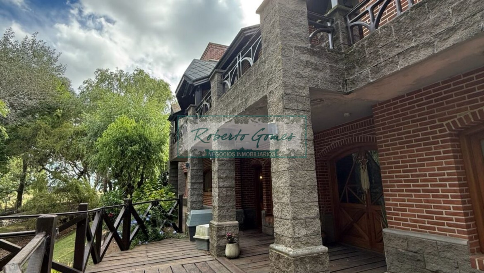 Espectacular casa con enorme terreno