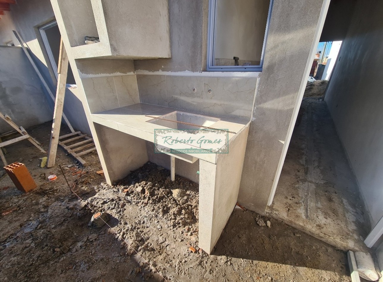VENTA DE CHALET (de pozo) en linda zona de playas