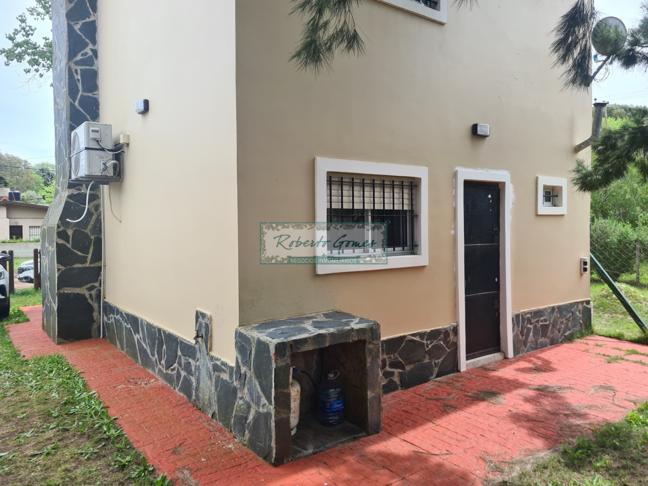 DUPLEX con medio terreno al limite de Costa del Este