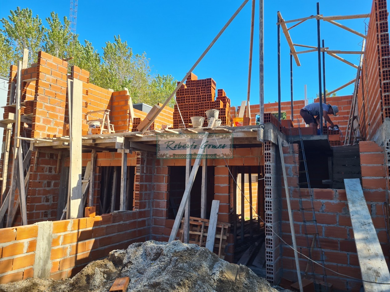 DUPLEX 3 amb. a mts terminal mar del Tuyu