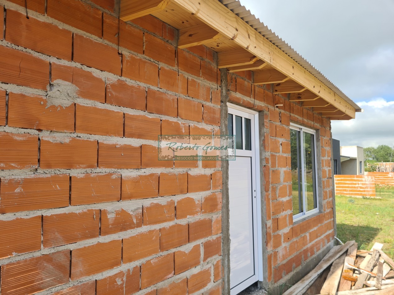 CHALET A ESTRENAR (PH) EN MAR DEL TUYU