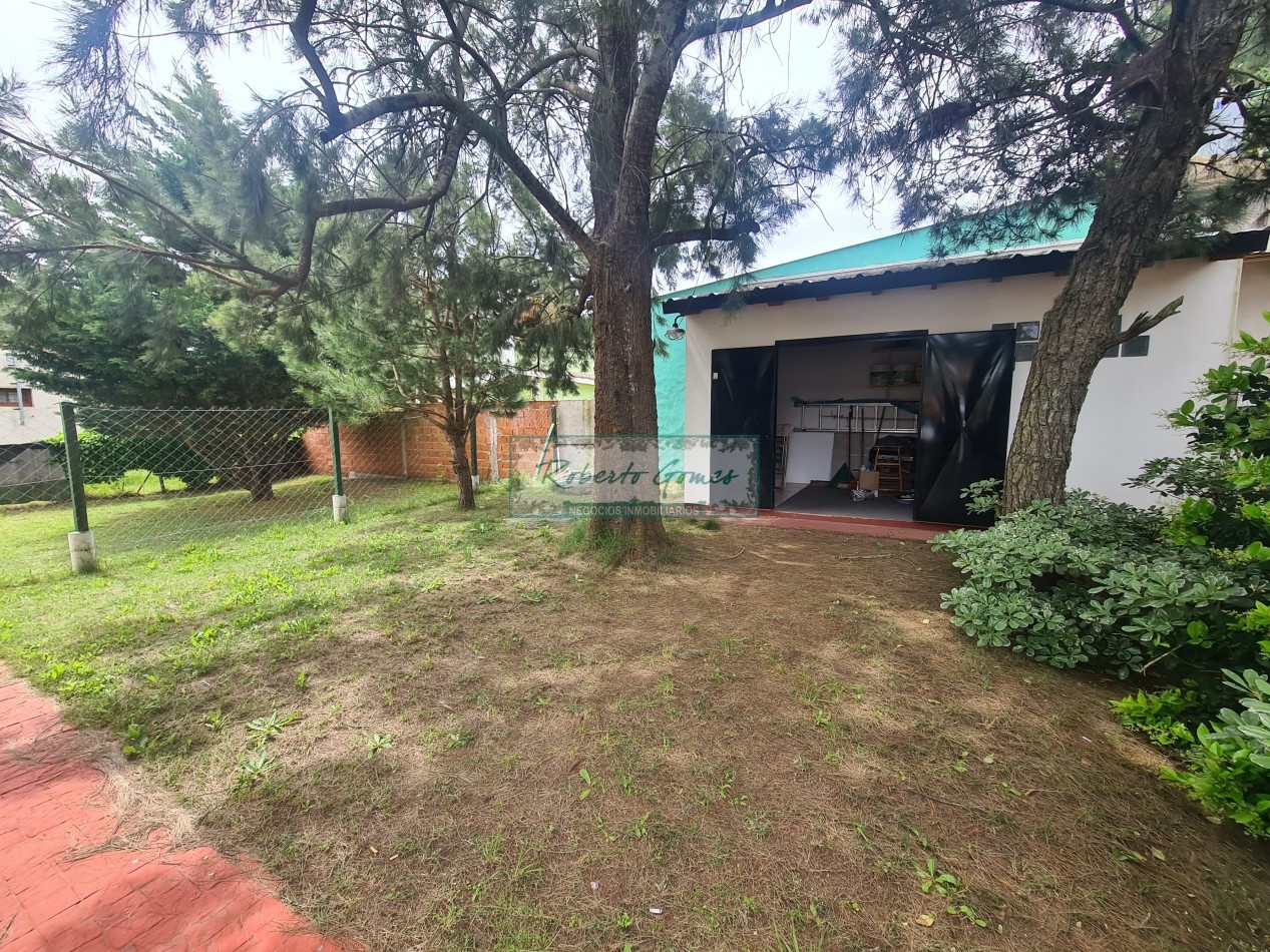 DUPLEX con medio terreno al limite de Costa del Este