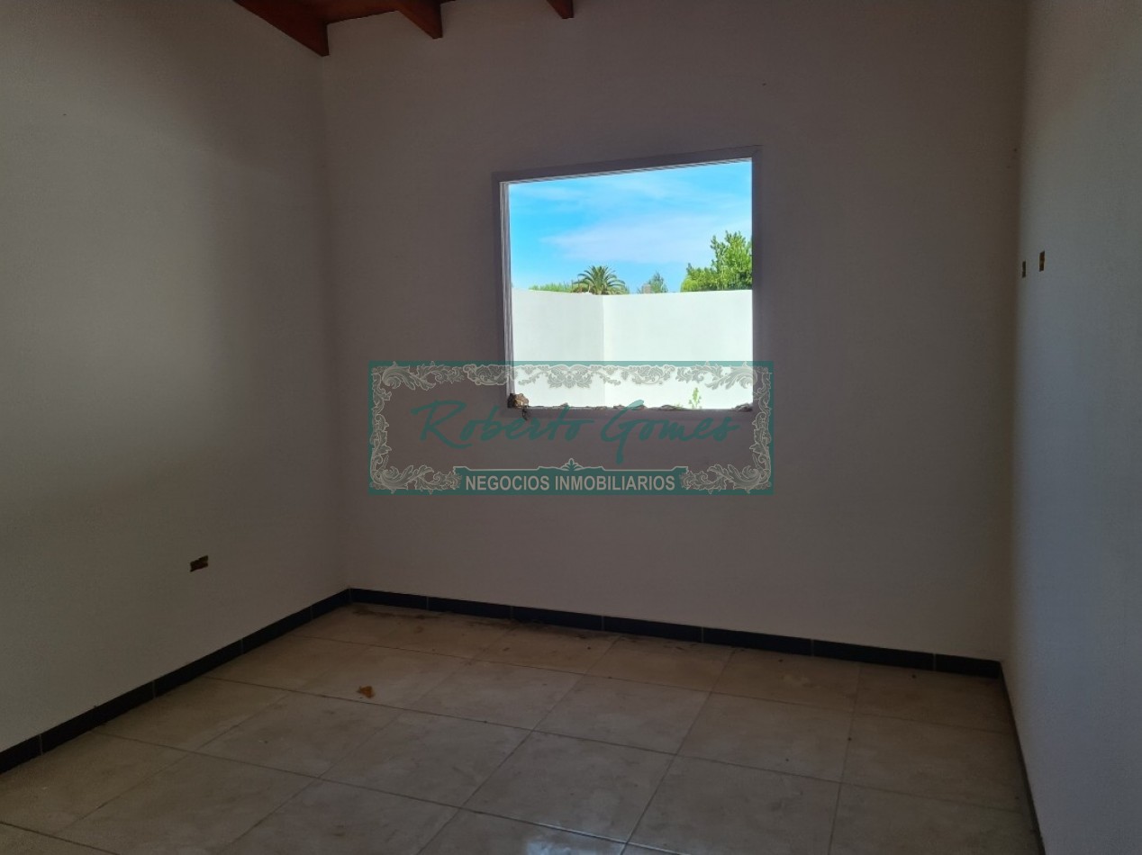 APROVECHA ESTA ULTIMA UNIDAD ! Chalet a mts de Av. 79 