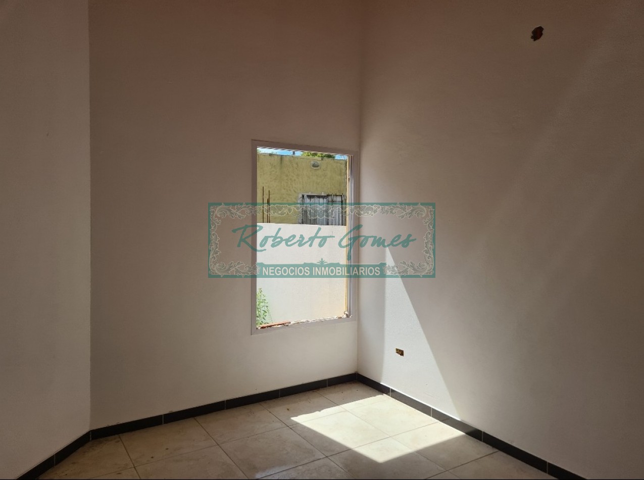 APROVECHA ESTA ULTIMA UNIDAD ! Chalet a mts de Av. 79 
