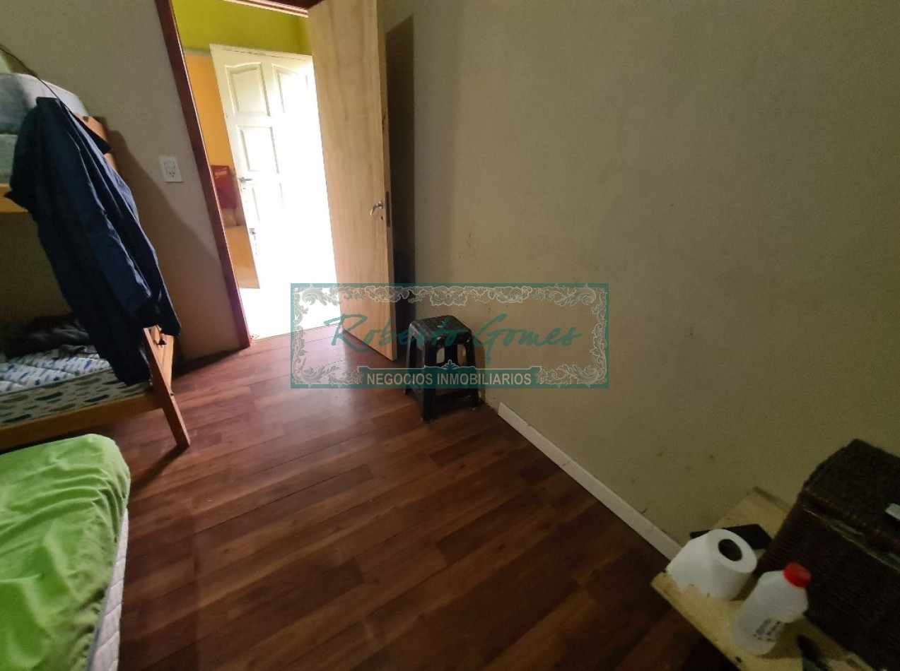 CASA sola en lote