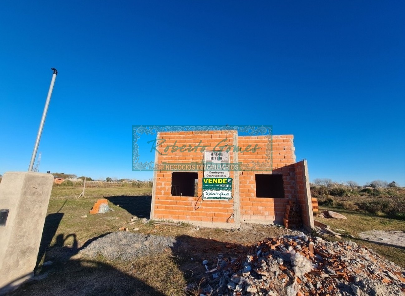 CHALET en construccion con 1/2 lote