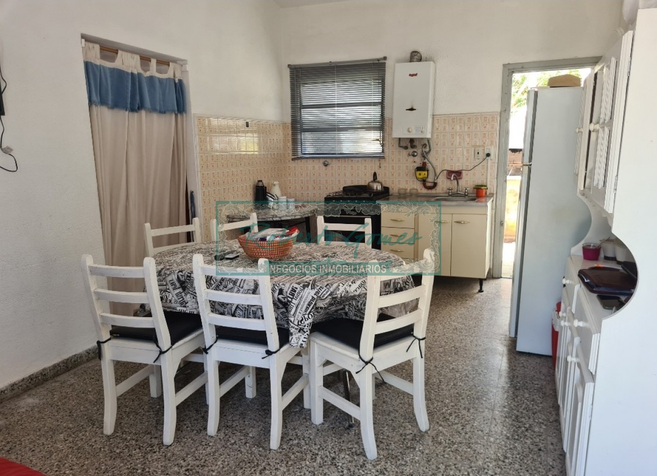 CASA (PH) de 3 ambientes con excelente ubicacion