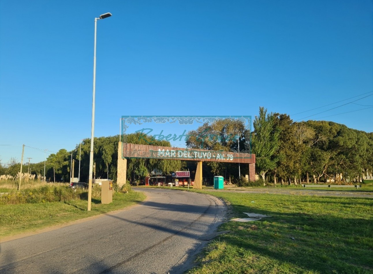 CASA 4 AMBIENTES (ph)