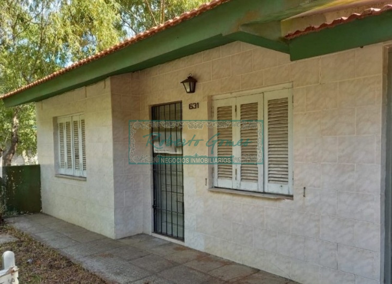 Casa en lote propio en Mar del Tuyu