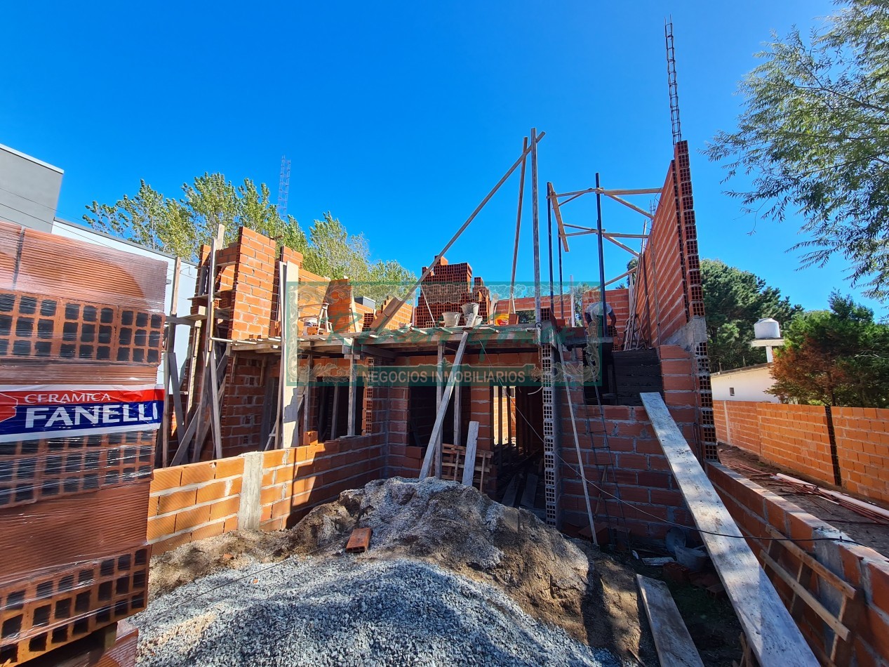 DUPLEX 3 amb. a mts terminal mar del Tuyu