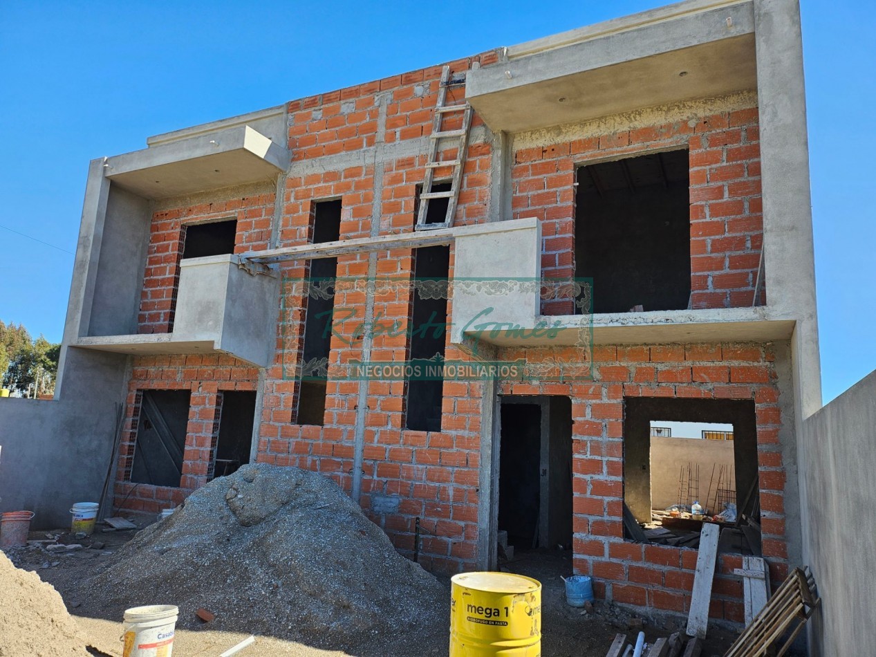 DUPLEX en MAR DEL TUYU con financiacion