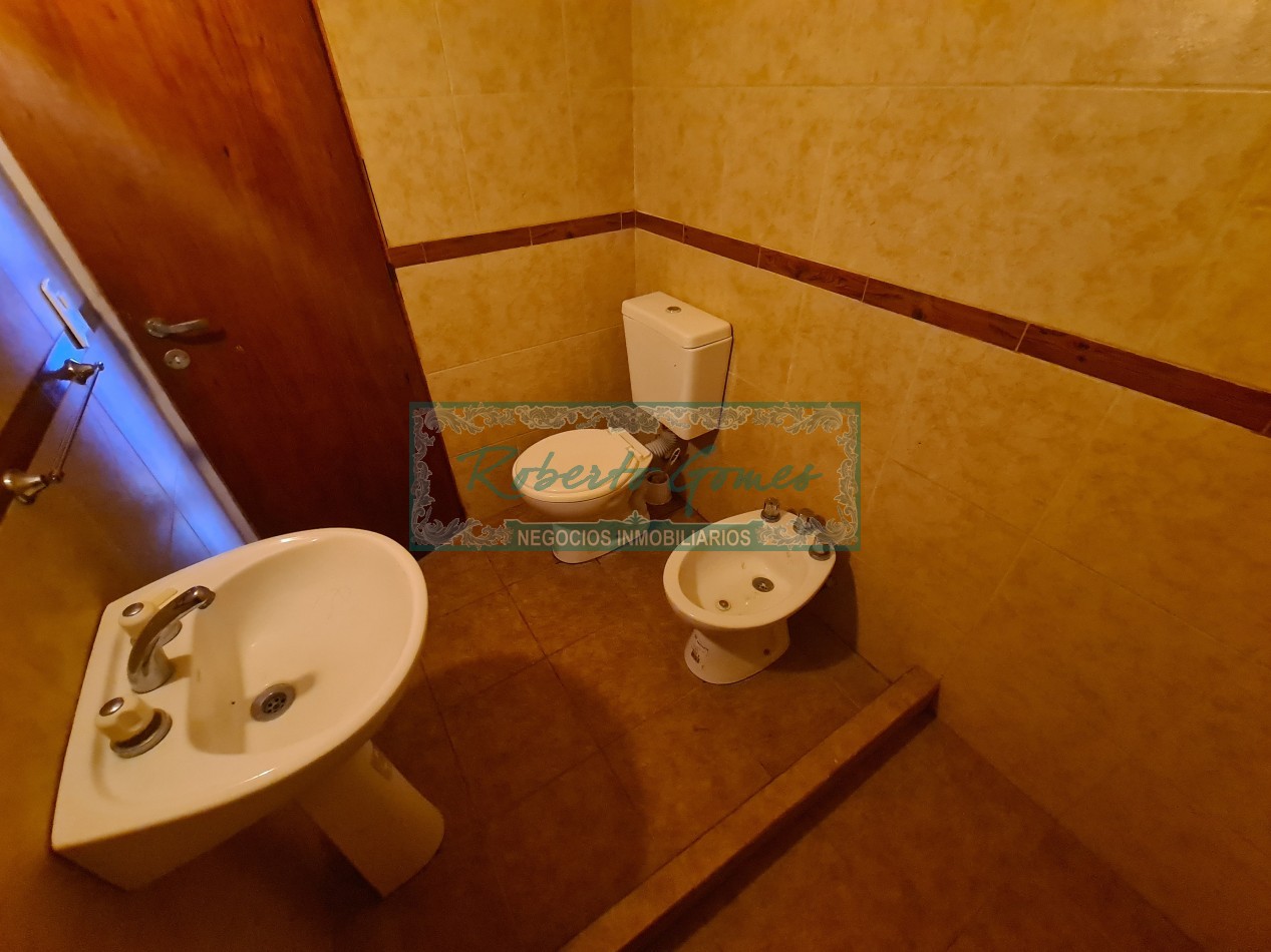 DUPLEX DE 4 AMBIENTES A 50 MTS TERMINAL MAR DEL TUYU