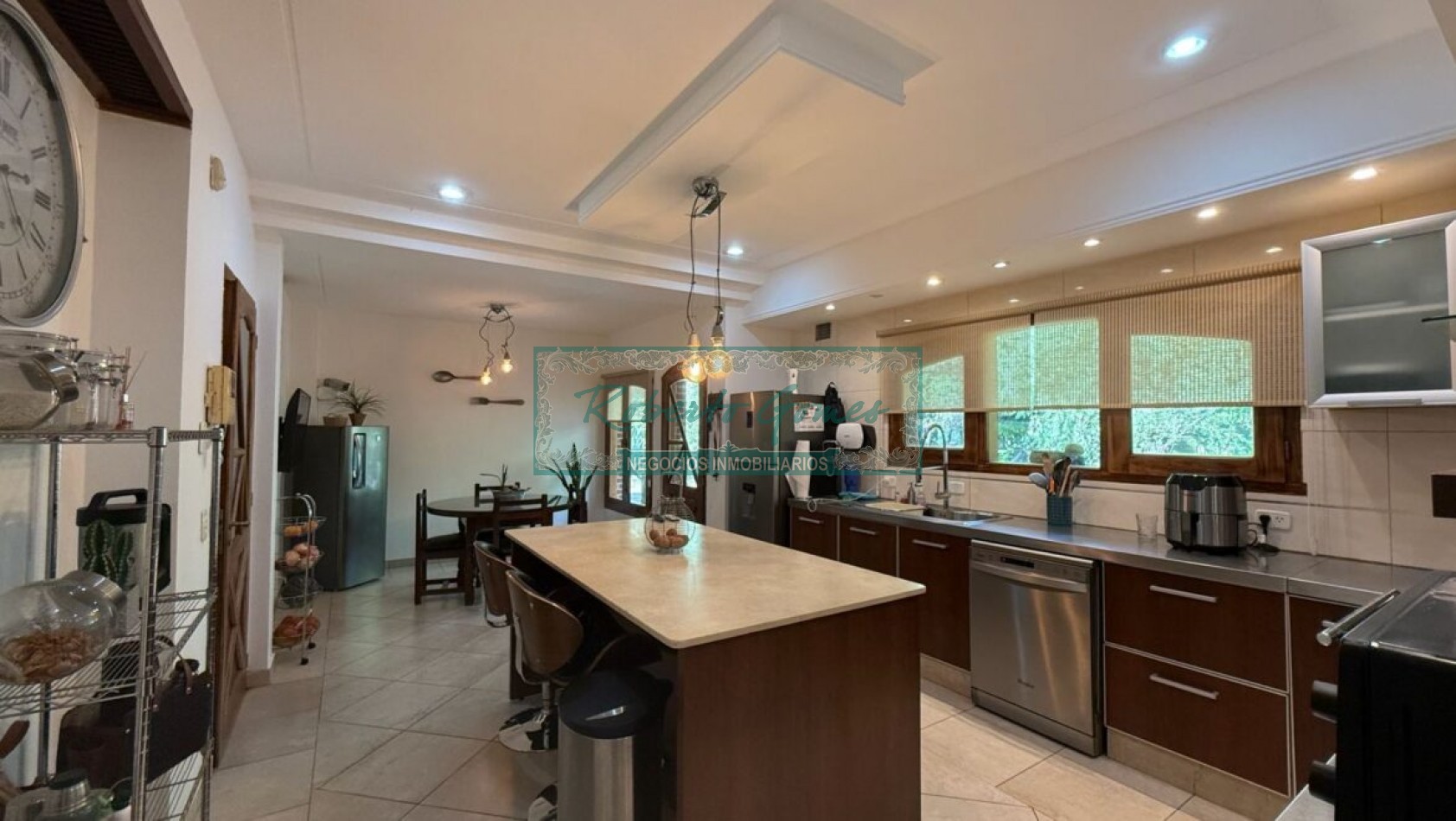 Espectacular casa con enorme terreno
