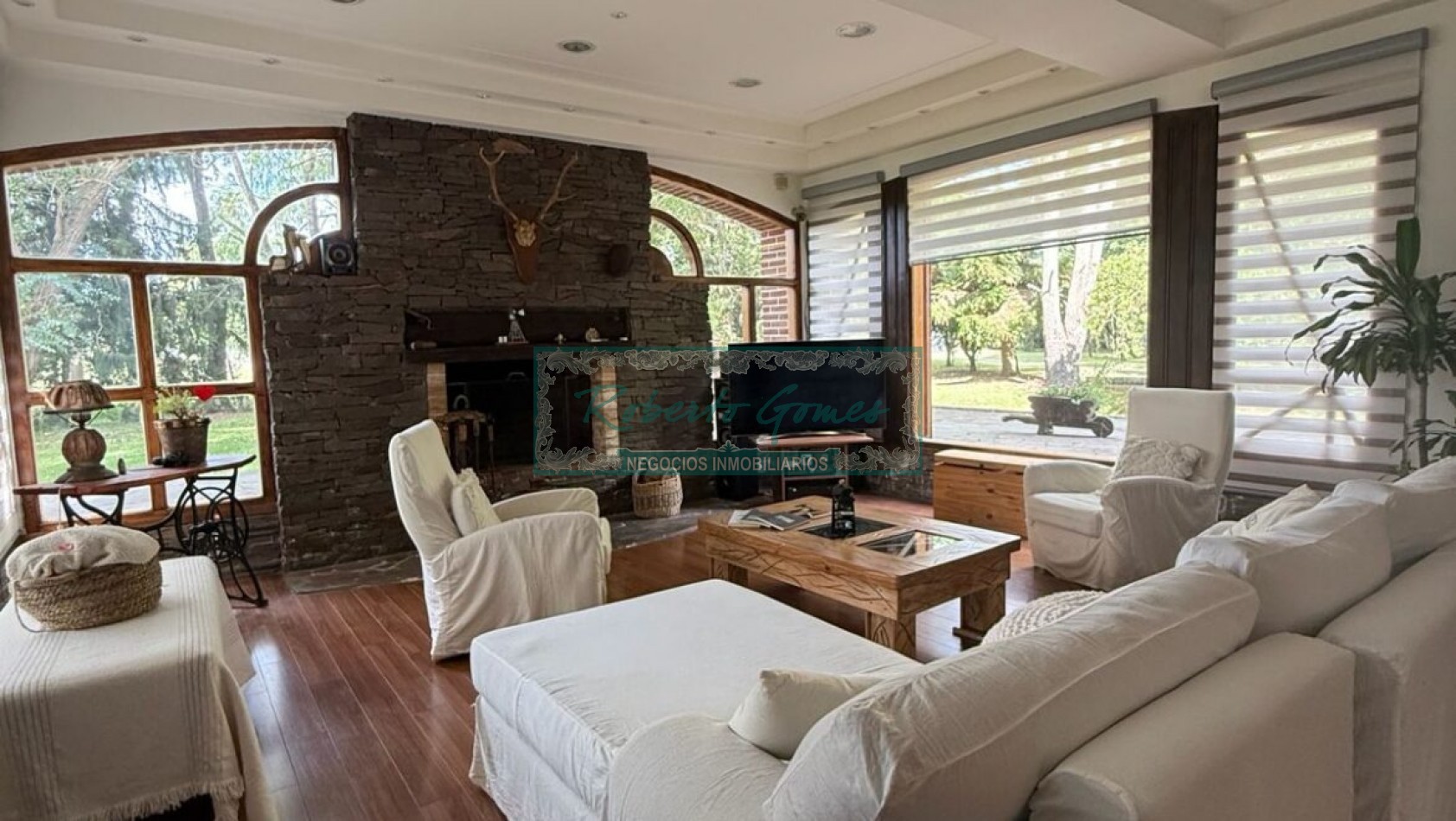 Espectacular casa con enorme terreno