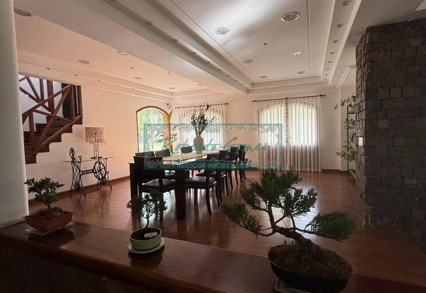 Espectacular casa con enorme terreno